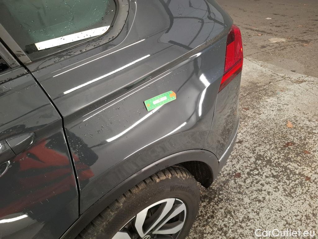  Volkswagen  Tiguan VOLKSWAGEN  / 2020 / 5P / SUV 2.0 TDI 150 BVM6 Active(SP) #11