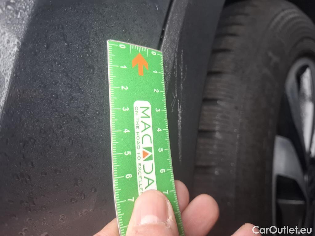  Volkswagen  Tiguan VOLKSWAGEN  / 2020 / 5P / SUV 2.0 TDI 150 BVM6 Active(SP) #51