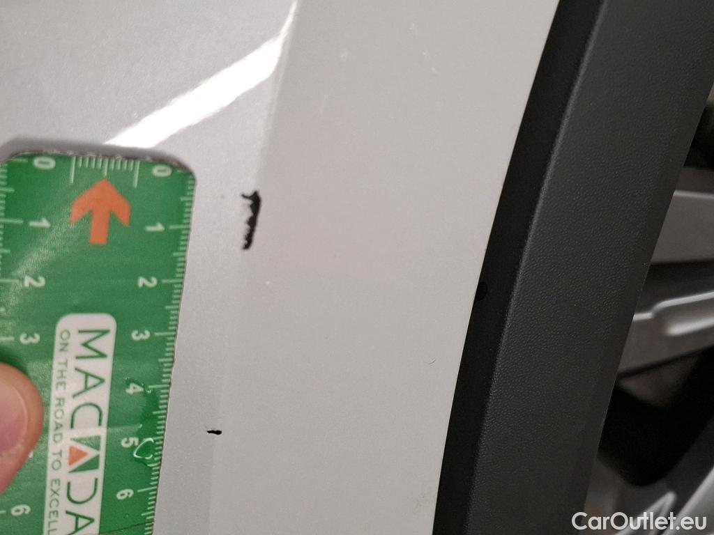  Volkswagen  Tiguan VOLKSWAGEN  / 2020 / 5P / SUV 2.0 TDI 200 DSG7 R-Line Exclusive 4Mo #24