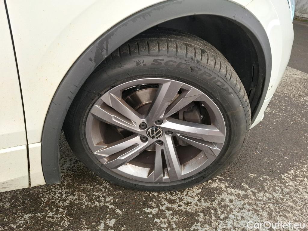  Volkswagen  Tiguan VOLKSWAGEN  / 2020 / 5P / SUV 2.0 TDI 200 DSG7 R-Line Exclusive 4Mo #8