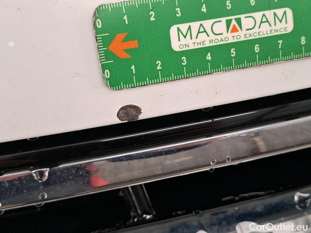  Volkswagen  Tiguan VOLKSWAGEN  / 2020 / 5P / SUV 2.0 TDI 200 DSG7 R-Line Exclusive 4Mo #2