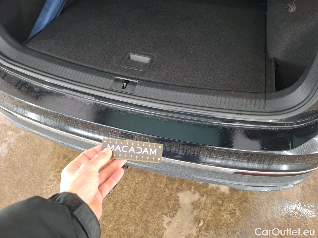  Volkswagen  Tiguan VOLKSWAGEN  / 2020 / 5P / SUV 2.0 TDI 150 DSG7 Life Business #1