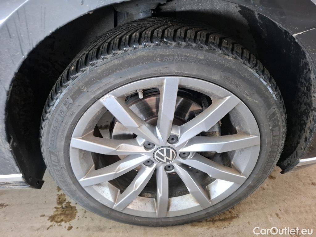  Volkswagen  Passat VOLKSWAGEN  SW / 2019 / 5P / Break 1.5 TSI 150 ACT OPF DSG7 SW LOUNGE #5