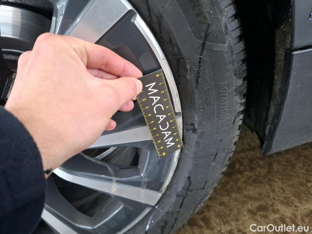  Bmw  Serie 3 Série 3 Touring 318 d Lounge 2.0 150CV BVA8 E6d #11