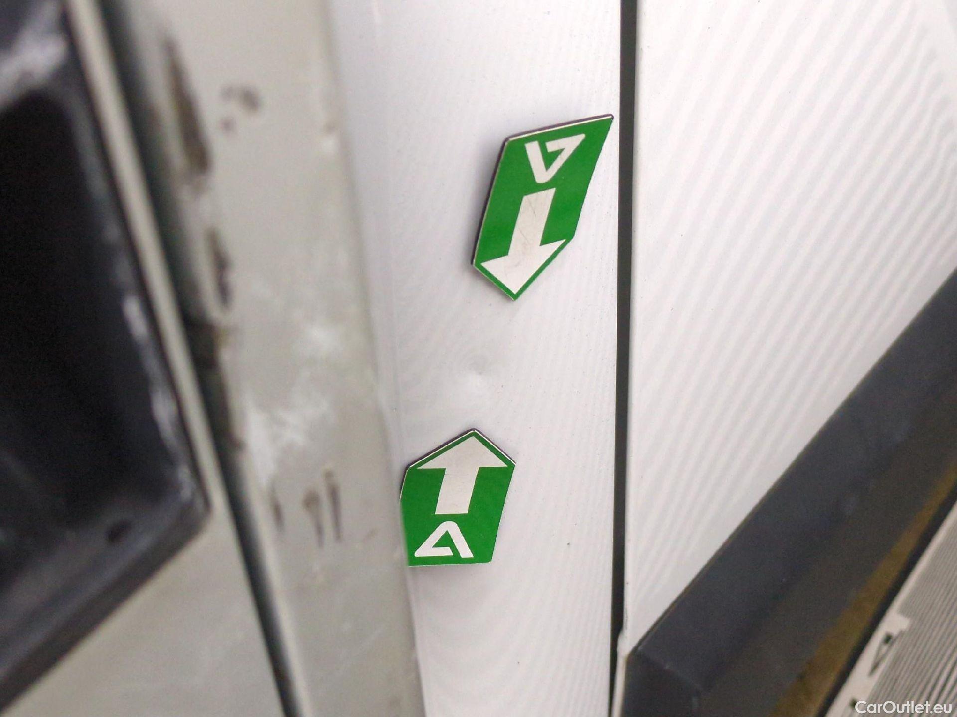  Renault  Master RENAULT  DC VU 4p Châssis double cabine DC GCf Trac F3500 L3 dCi 130 E6 #27