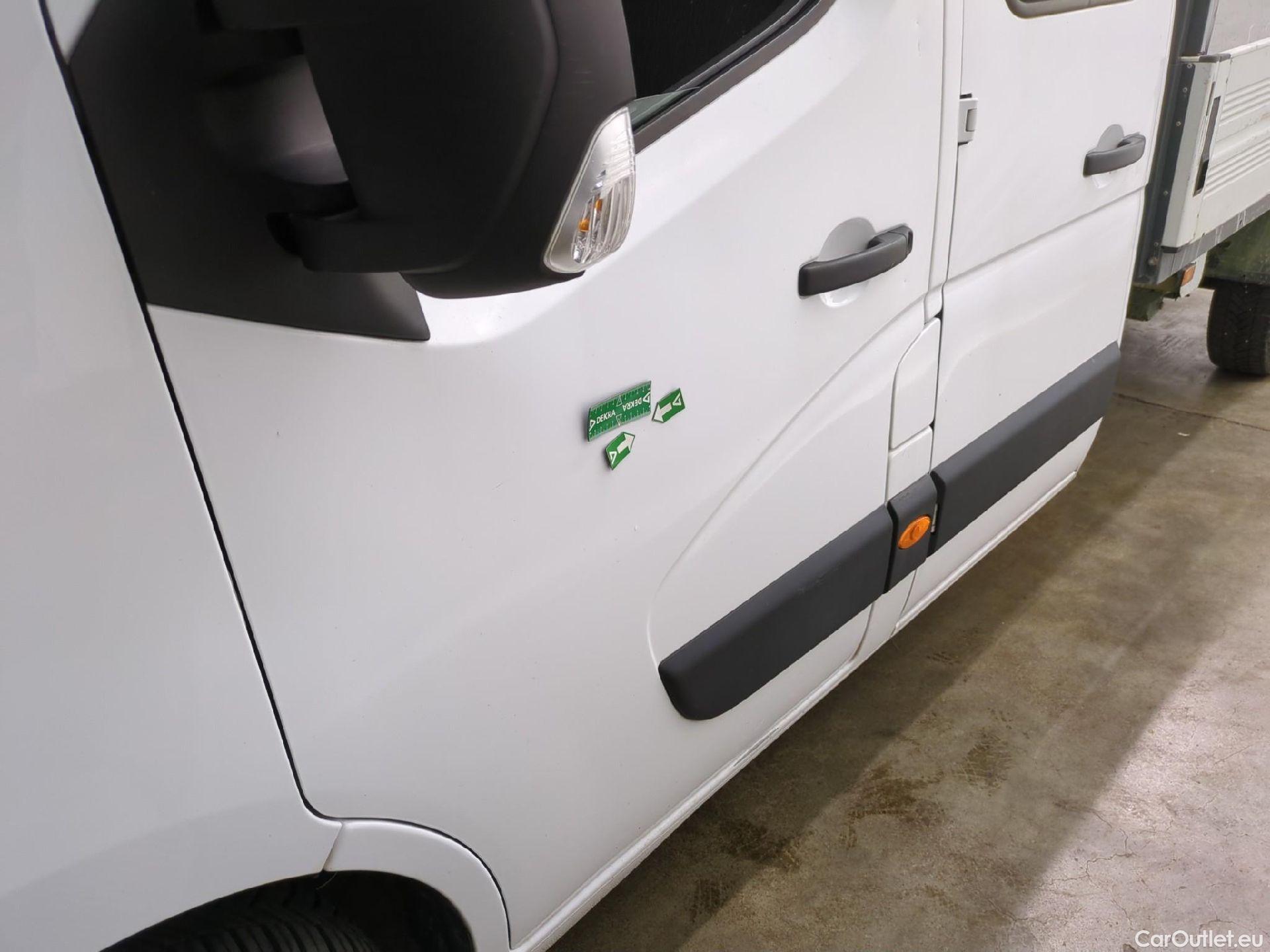  Renault  Master RENAULT  DC VU 4p Châssis double cabine DC GCf Trac F3500 L3 dCi 130 E6 #40