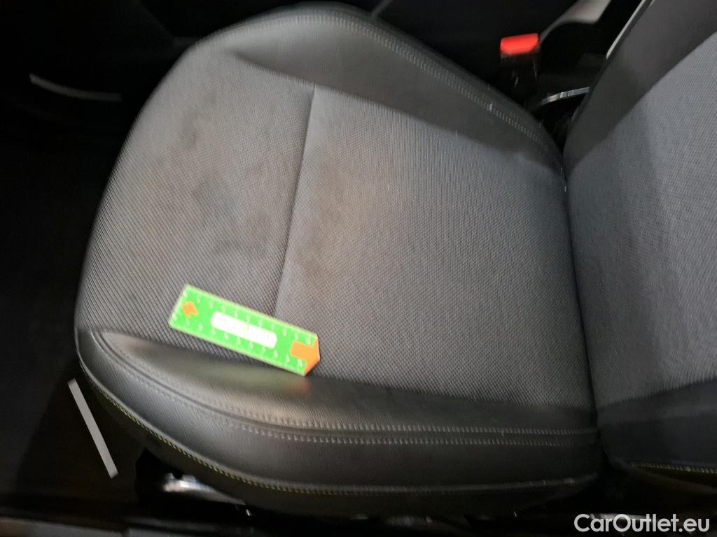  Renault  Kangoo RENAULT  / 2021 / 4P / Fourgonnette Extra - Blue dCi95 Sésame Ouvre Toi #3