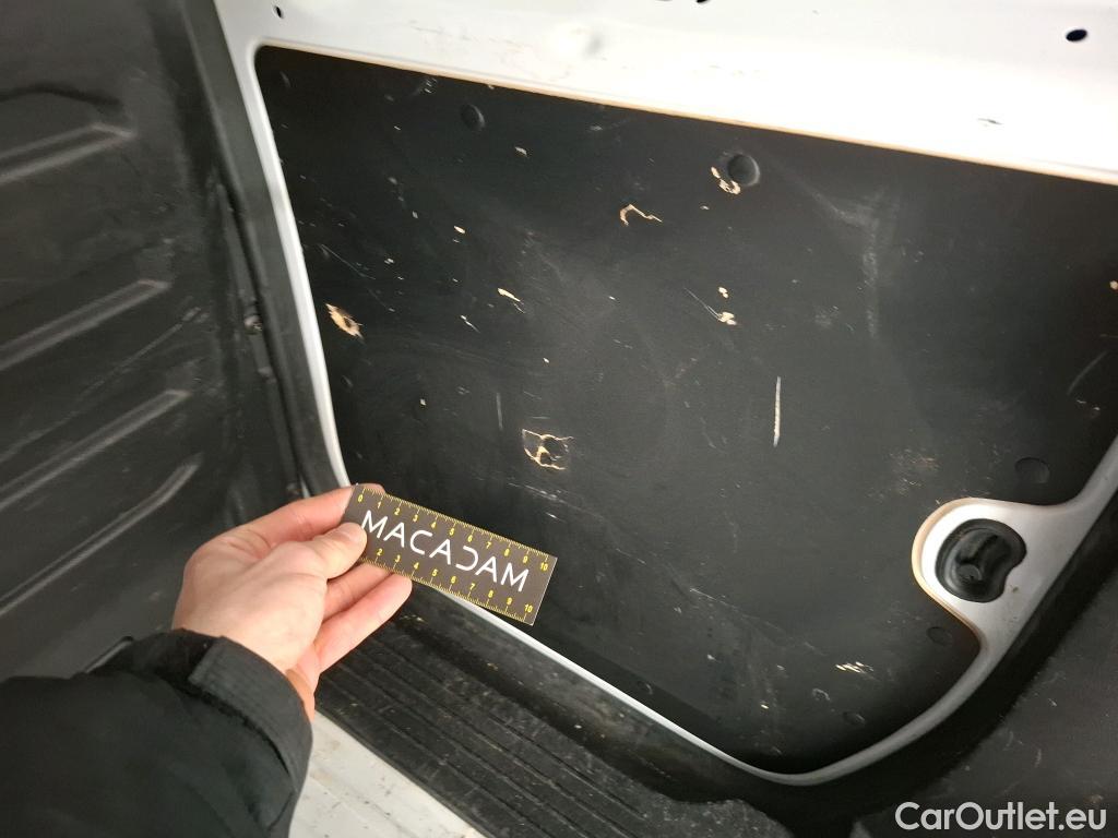  Renault  Kangoo RENAULT  / 2021 / 4P / Fourgonnette EXTRA - BLUE DCI 95 #21