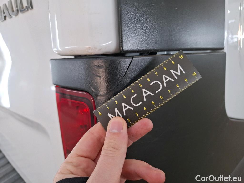  Renault  Trafic RENAULT  / 2019 / 4P / Fourgon tole NV FG GCF L2H1 1300 dCi 120 S&S #25