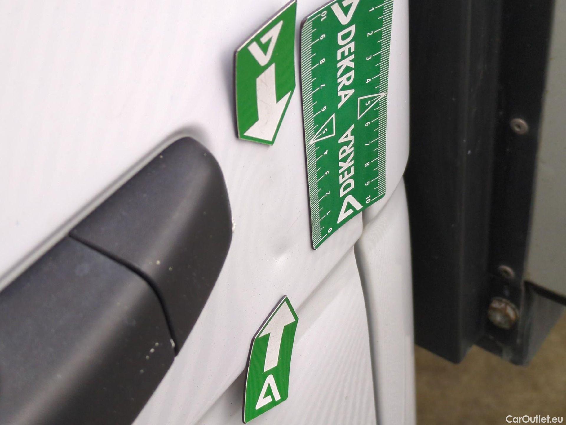  Renault  Master RENAULT  DC VU 4p Châssis double cabine DC GCf Trac F3500 L3 dCi 130 E6 #46