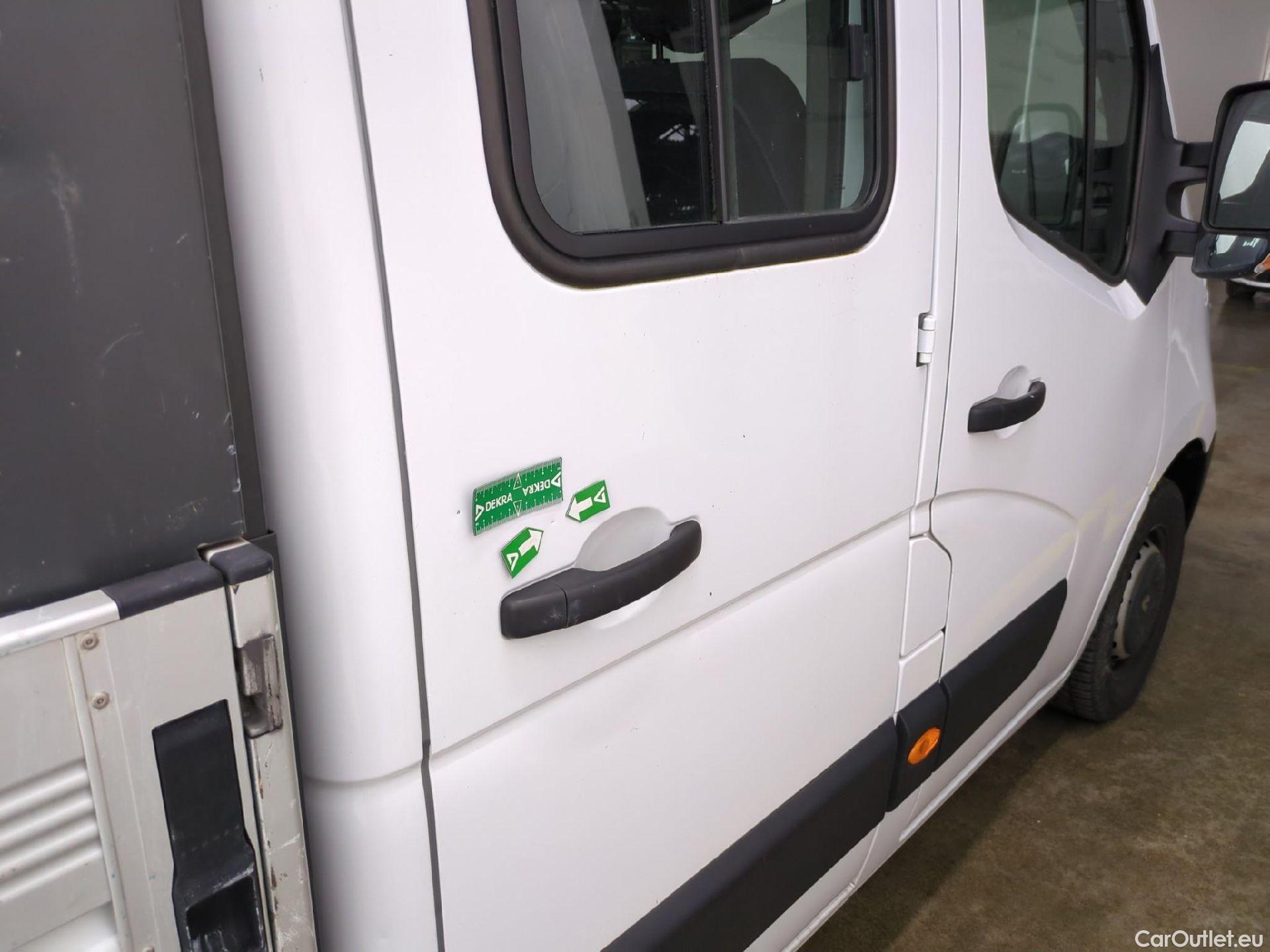  Renault  Master RENAULT  DC VU 4p Châssis double cabine DC GCf Trac F3500 L3 dCi 130 E6 #31