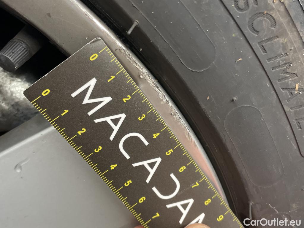  Volkswagen  Golf  VIII Berline Style 1st 2.0 TDI 150CV BVA7 E6dT #9