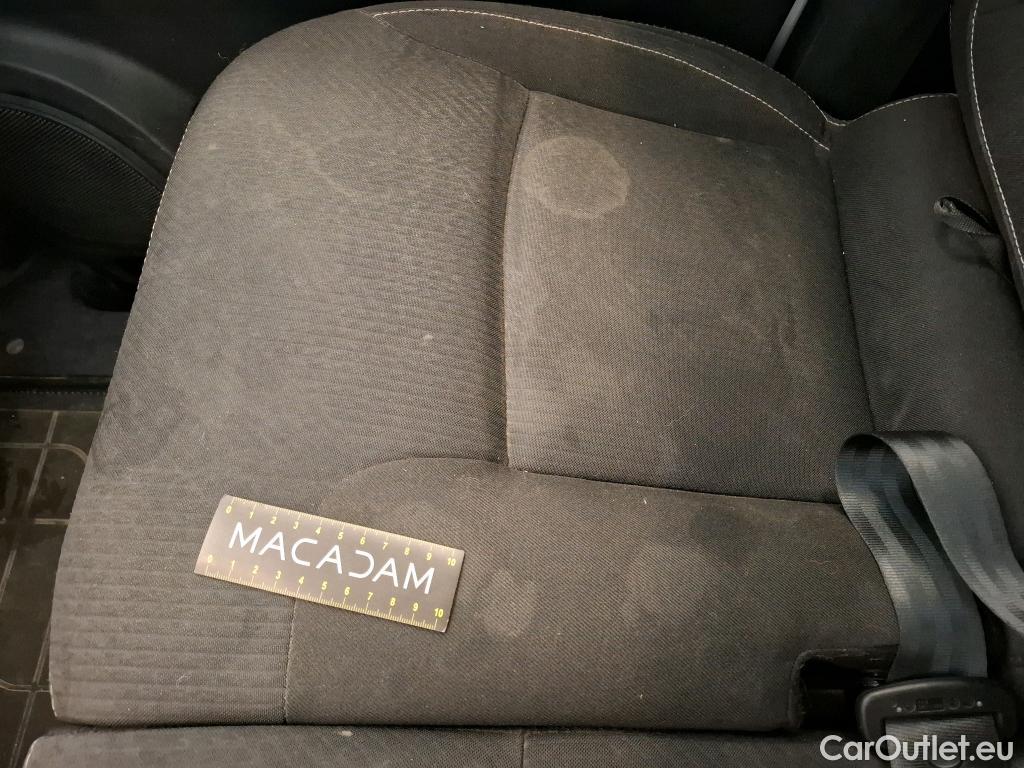  Renault  Trafic RENAULT  / 2019 / 4P / Fourgon tole NV FG GCF L2H1 1300 dCi 120 S&S #22