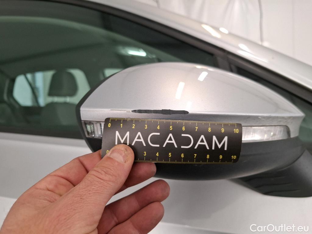  Volkswagen  Golf  VOLKSWAGEN / 2020 / 5P / Berline 1.5 eTSI OPF 150 DSG7 Life Busi 1st #21