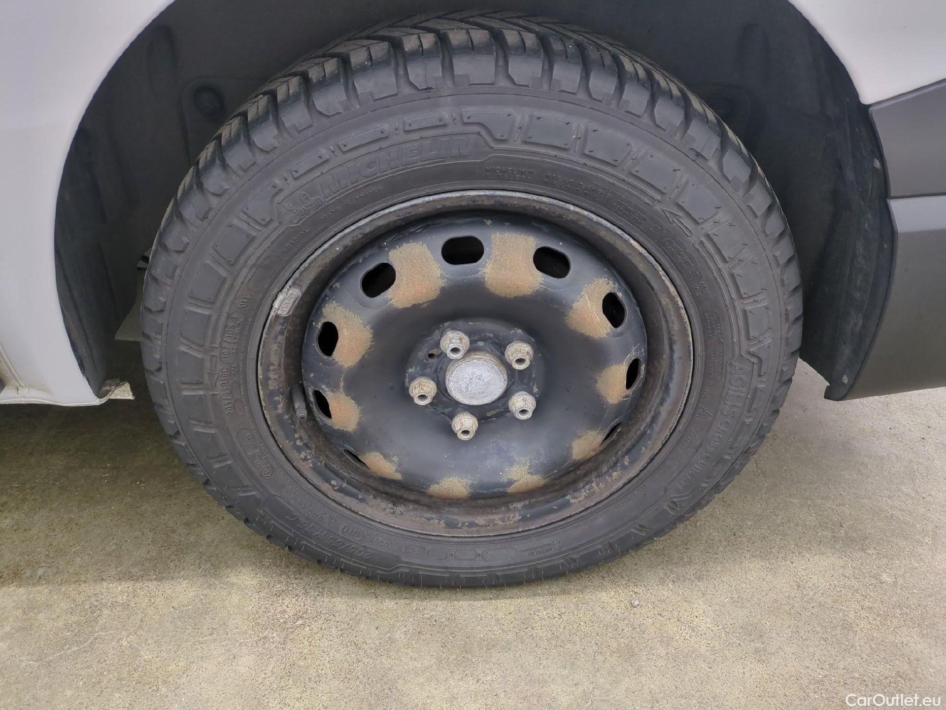  Renault  Trafic  Furgon Grand Confort L1H1 1000 1.6 dCi 120CV BVM6 E6 #3