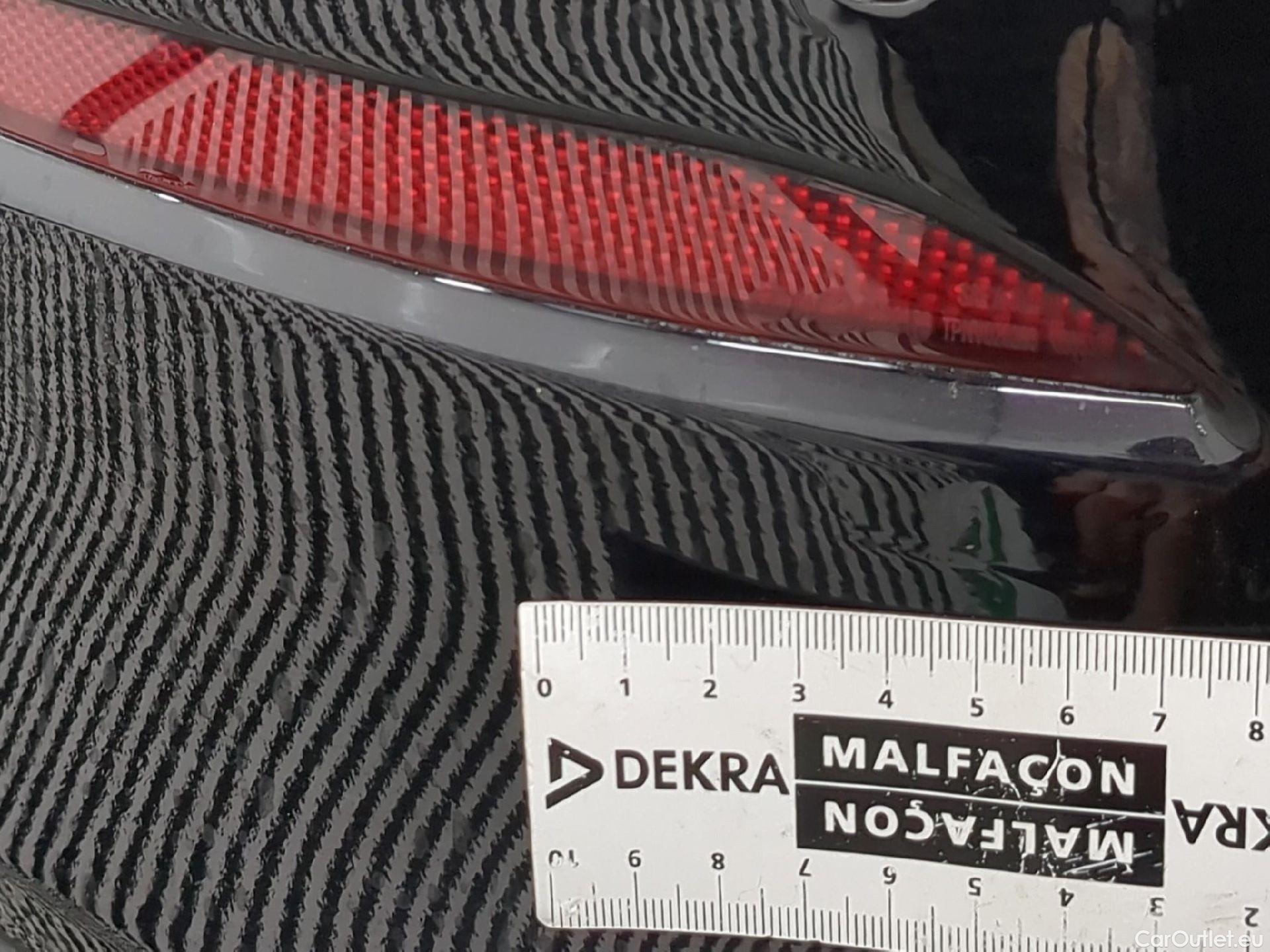  Volkswagen  Golf  VOLKSWAGEN / 2020 / 5P / Berline 2.0 TDI SCR 115 DSG7 Life Busi #34