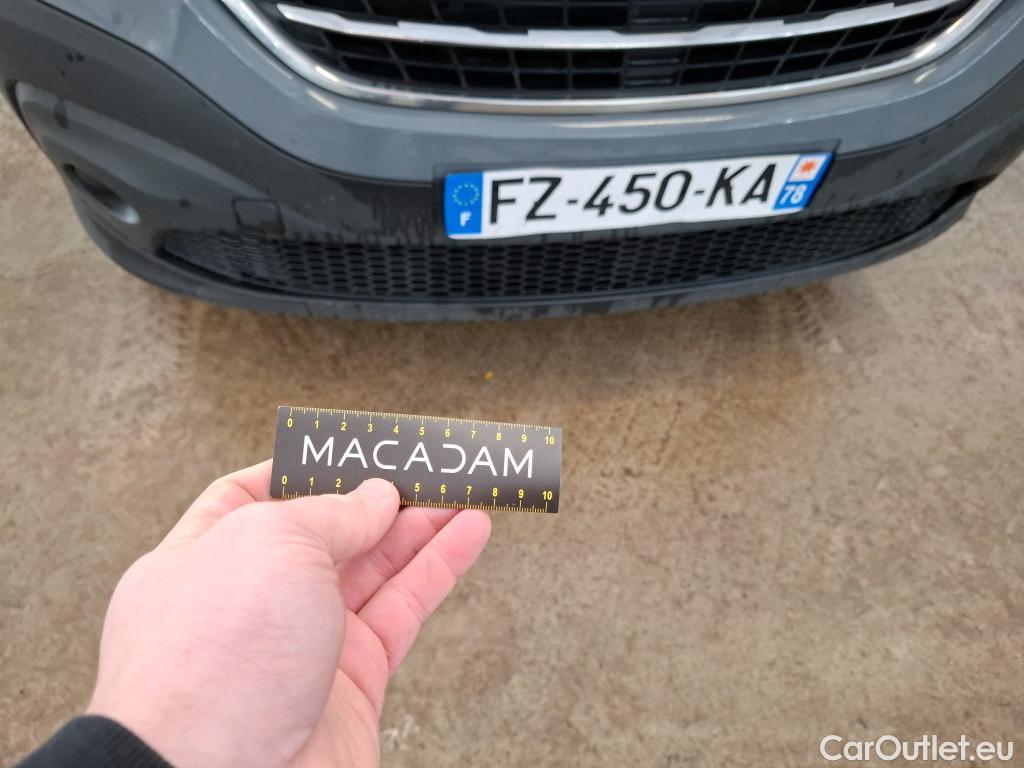  Renault  Trafic RENAULT  / 2019 / 4P / Fourgon tole FG GCF L1H1 1200 Energy dCi 145 EDC #32