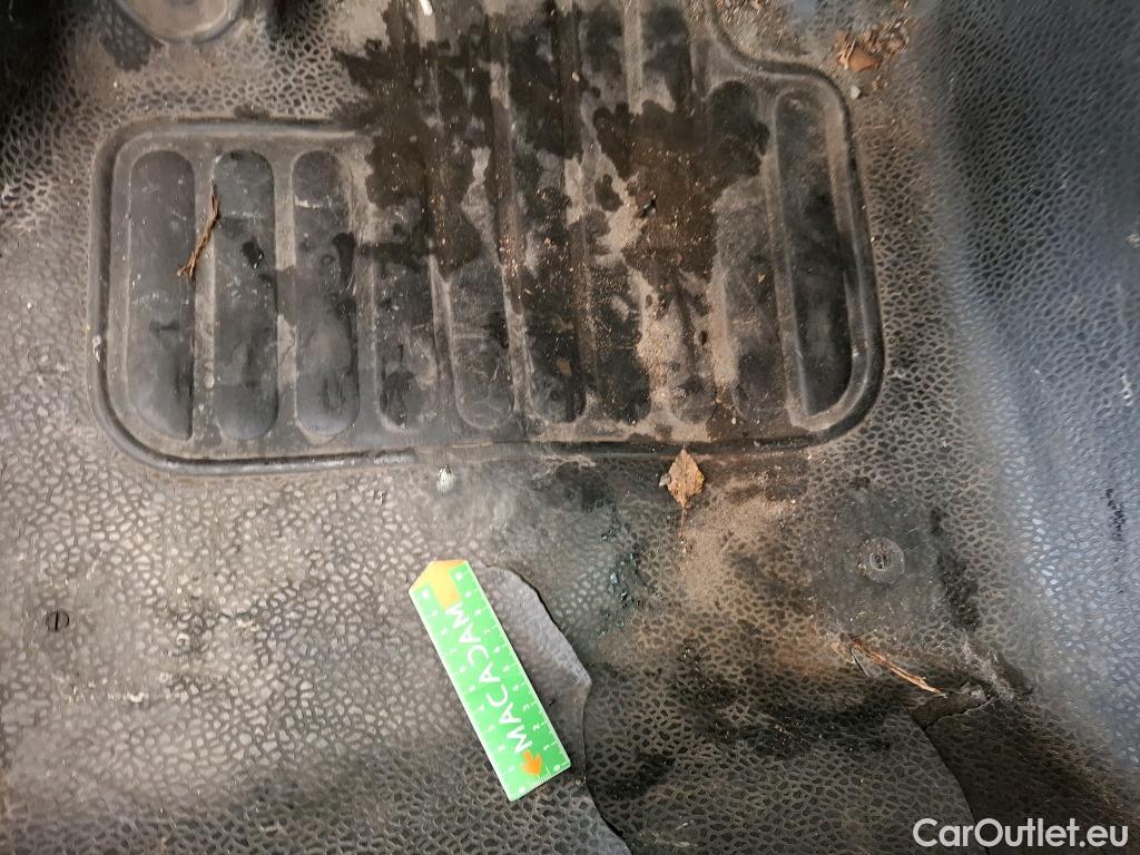  Renault  Kangoo  Express Compact Générique (L0) 1.5 dCi 75CV BVM5 E6 #30