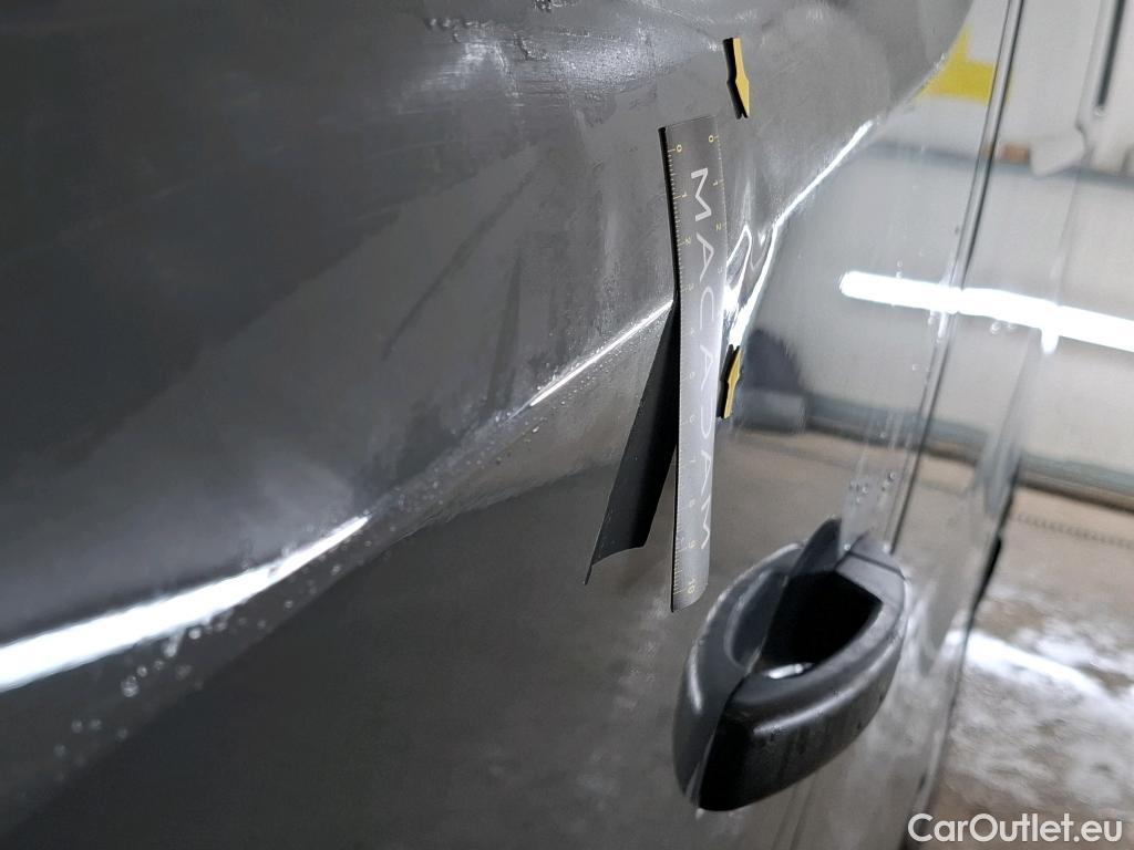  Renault  Trafic RENAULT  / 2019 / 4P / Fourgon tole FG GCF L1H1 1200 Energy dCi 145 EDC #27