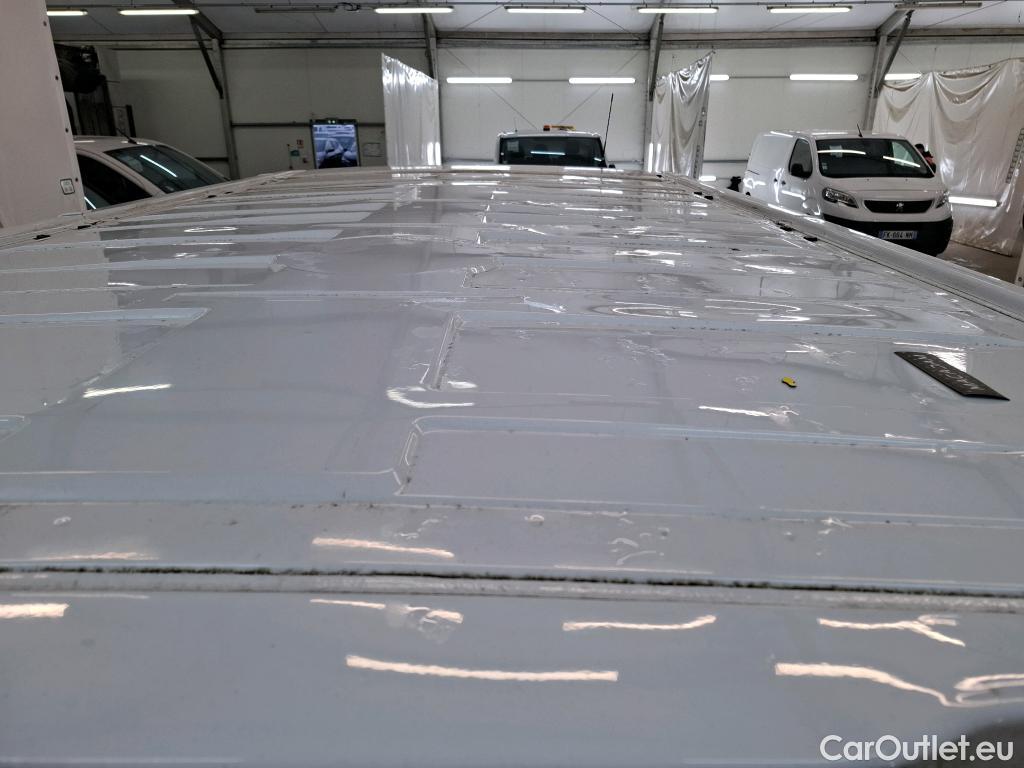  Renault  Trafic RENAULT  / 2019 / 4P / Fourgon tole NV FG GCF L2H1 1300 dCi 120 S&S #1