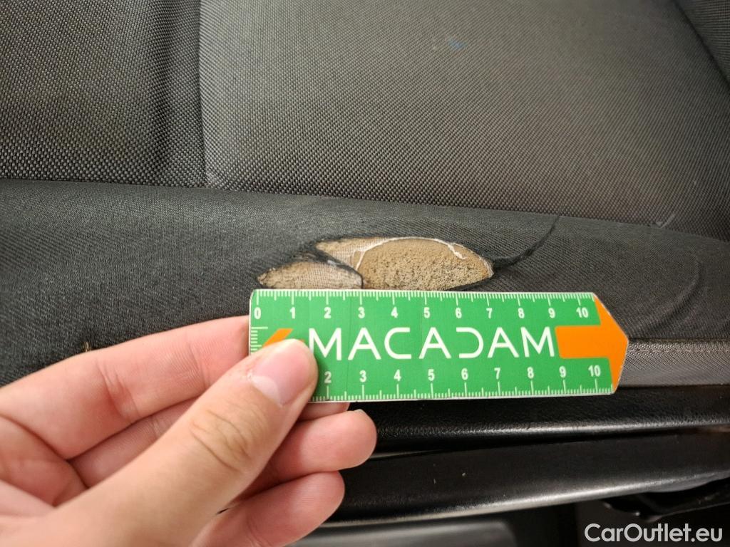  Renault  Master  III Fourgon L2H2 3 5 Grand Confort dCi 130CV BVM6 E6 #6