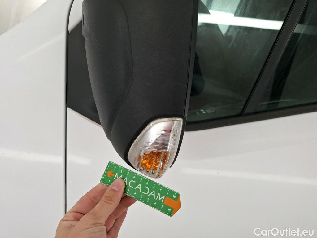  Renault  Master  III Fourgon L2H2 3 5 Grand Confort dCi 130CV BVM6 E6 #22