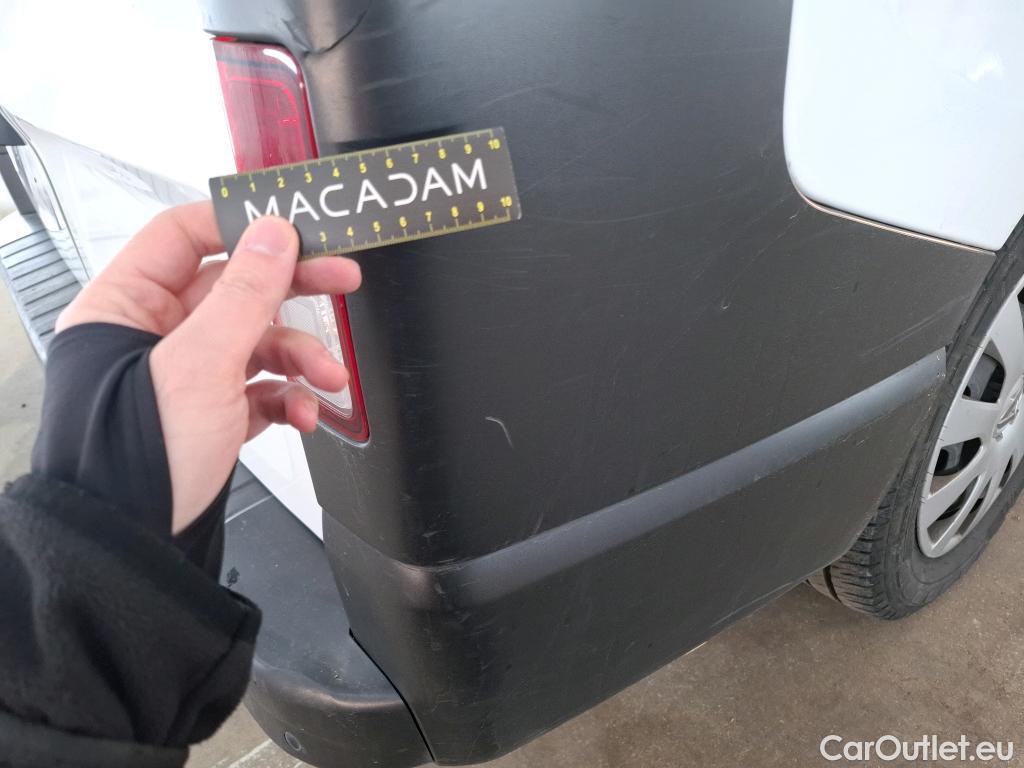  Renault  Trafic RENAULT  / 2019 / 4P / Fourgon tole NV FG GCF L2H1 1300 dCi 120 S&S #24