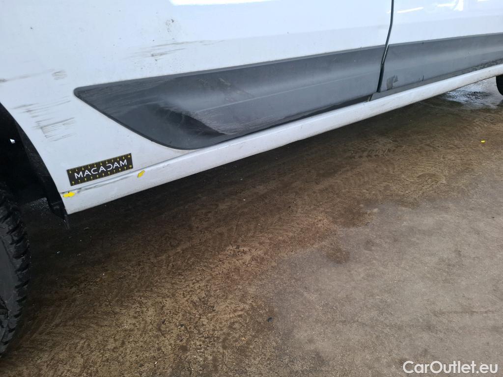  Renault  Kangoo RENAULT  / 2021 / 4P / Fourgonnette EXTRA - BLUE DCI 95 #30