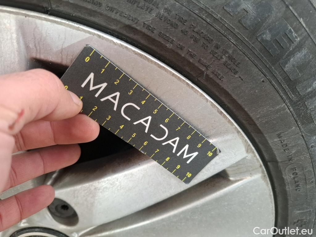  Volkswagen  Golf  VOLKSWAGEN / 2020 / 5P / Berline 1.0 eTSI OPF 110 DSG7 Life Business #20