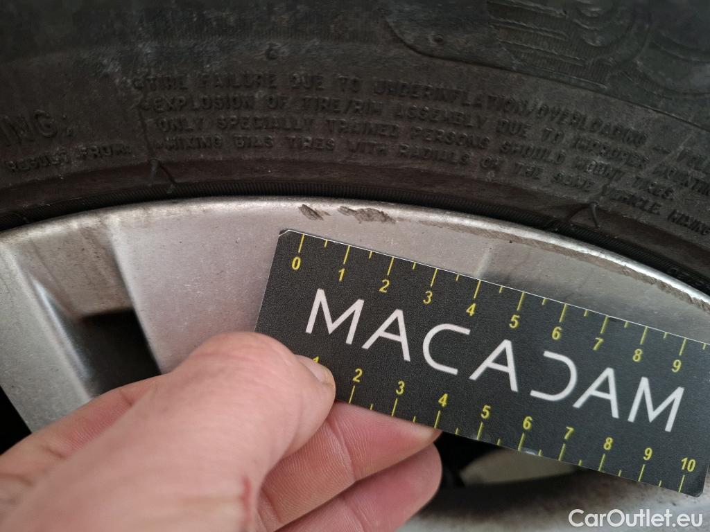  Volkswagen  Golf  VOLKSWAGEN / 2020 / 5P / Berline 1.0 eTSI OPF 110 DSG7 Life Business #19