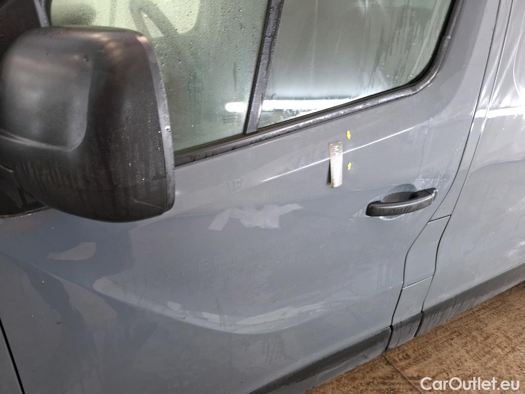  Renault  Trafic RENAULT  / 2019 / 4P / Fourgon tole FG GCF L1H1 1200 Energy dCi 145 EDC #26