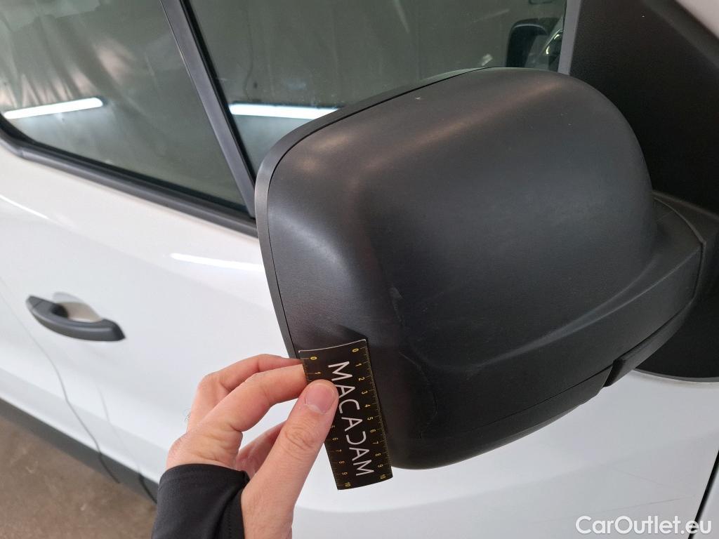  Renault  Trafic RENAULT  / 2019 / 4P / Fourgon tole NV FG GCF L2H1 1300 dCi 120 S&S #19