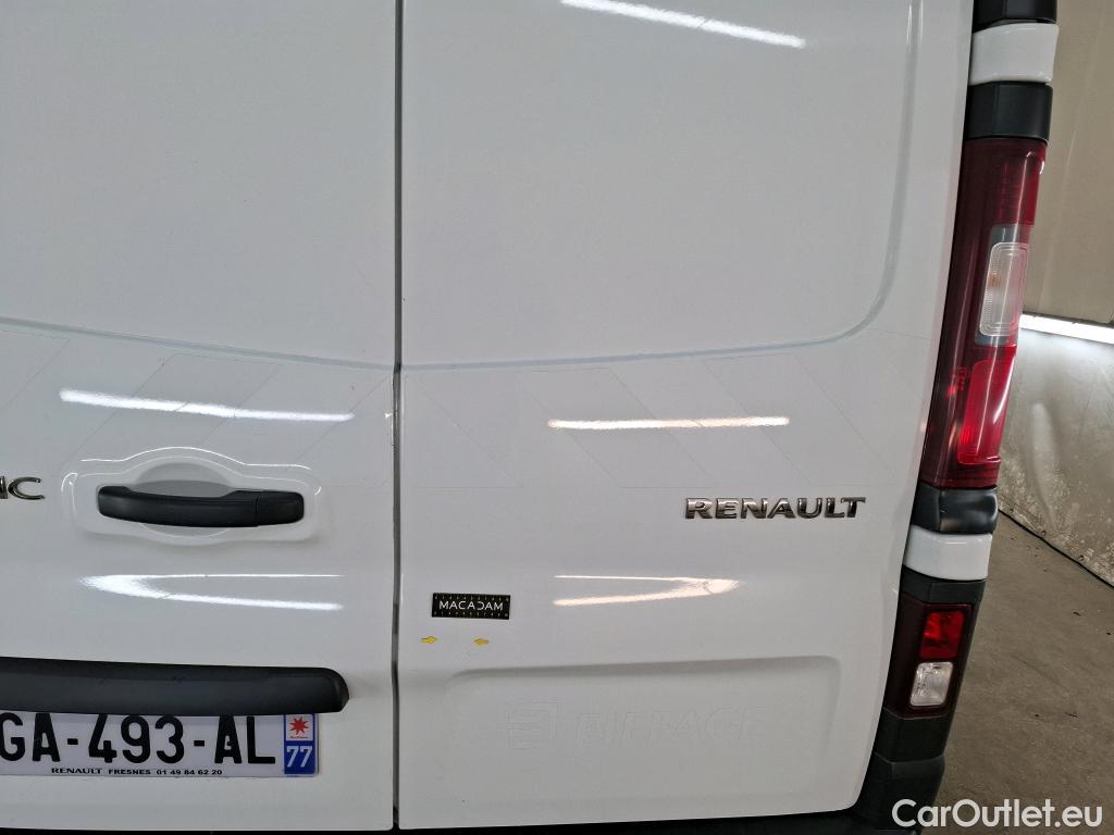  Renault  Trafic RENAULT  / 2019 / 4P / Fourgon tole NV FG GCF L2H1 1300 dCi 120 S&S #17