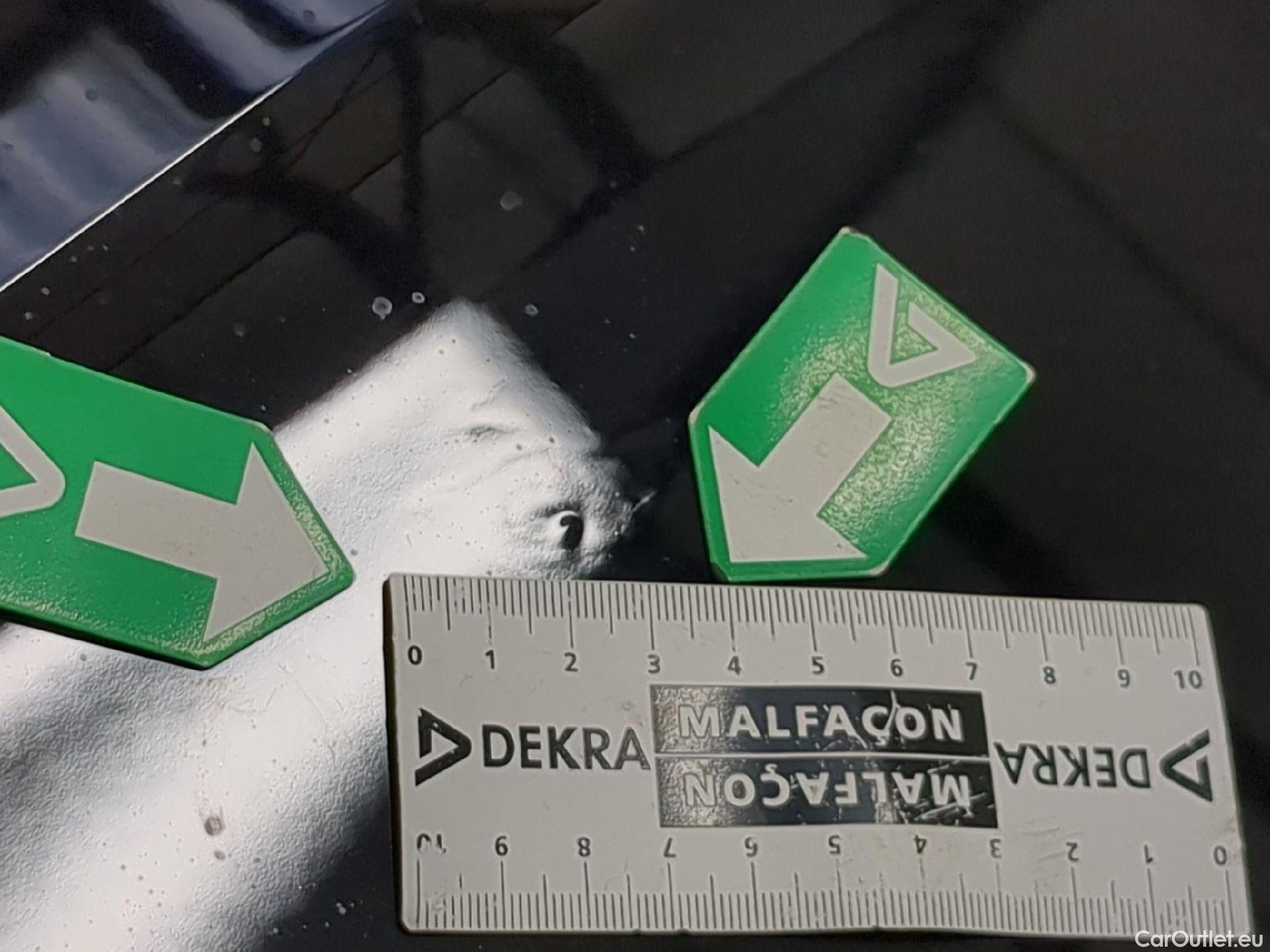  Volkswagen  Golf  VOLKSWAGEN / 2020 / 5P / Berline 2.0 TDI SCR 115 DSG7 Life Busi #22