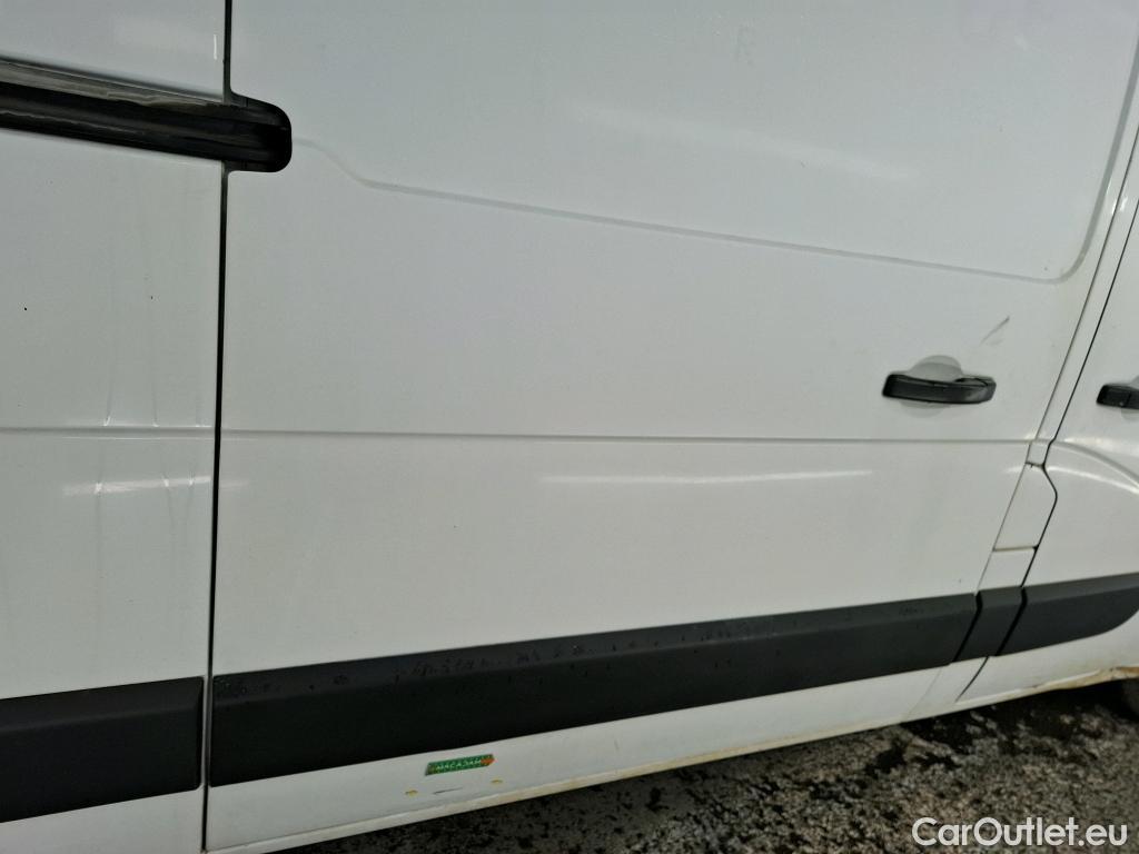  Renault  Master  III Fourgon L2H2 3 5 Grand Confort dCi 130CV BVM6 E6 #18