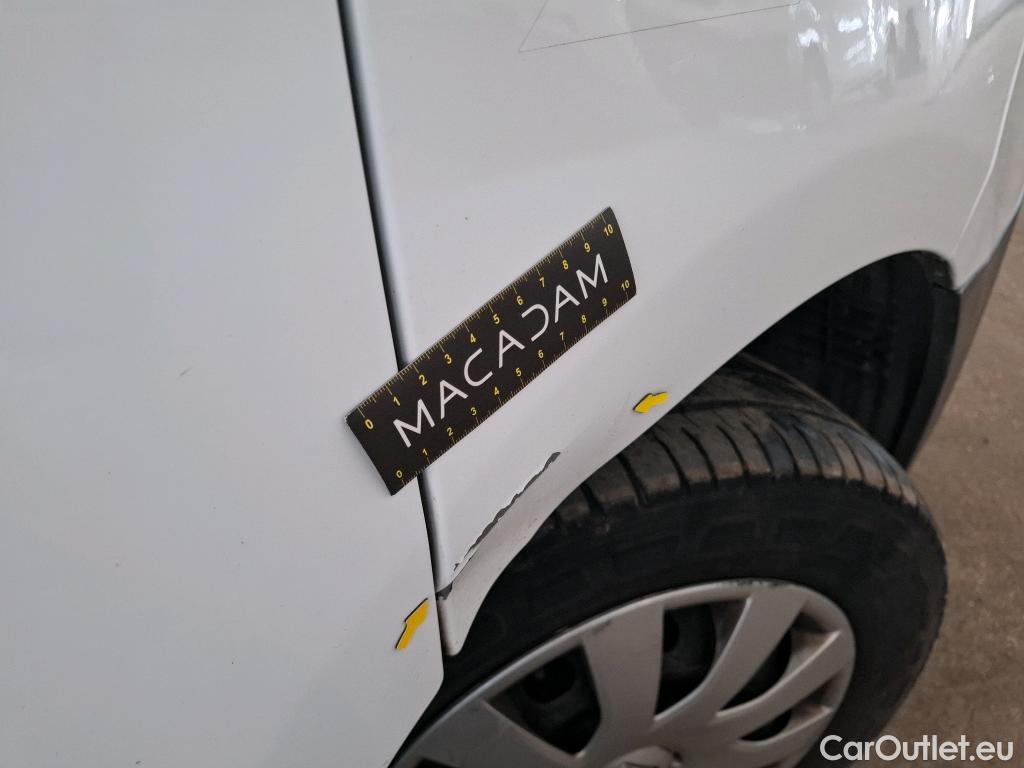  Renault  Trafic RENAULT  / 2019 / 4P / Fourgon tole NV FG GCF L2H1 1300 dCi 120 S&S #11