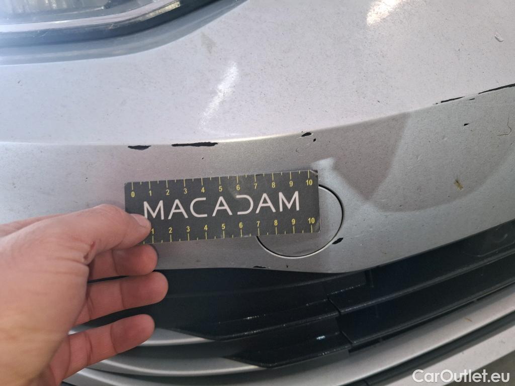  Volkswagen  Golf  VOLKSWAGEN / 2020 / 5P / Berline 1.0 eTSI OPF 110 DSG7 Life Business #8