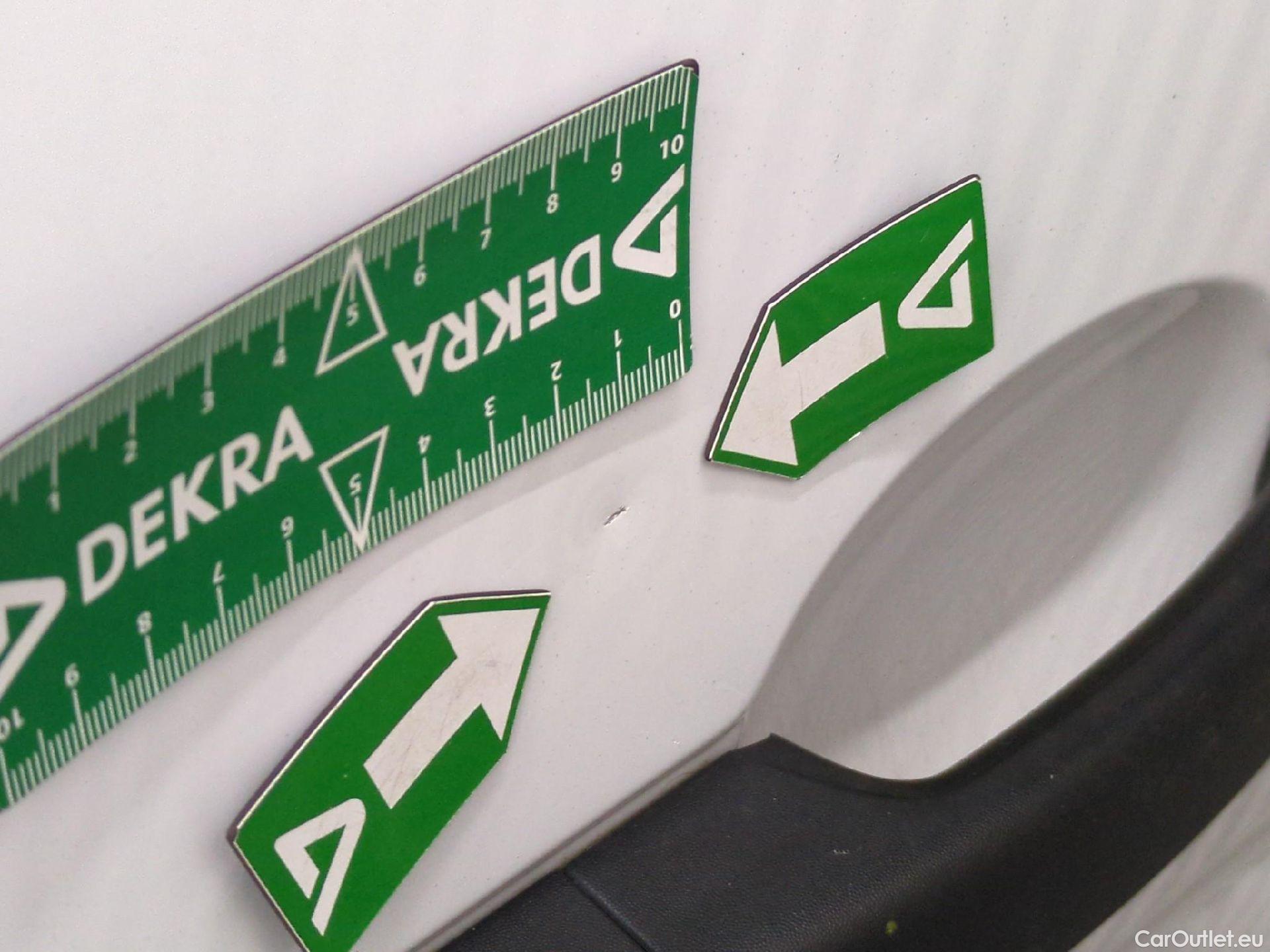  Renault  Master RENAULT  DC VU 4p Châssis double cabine DC GCf Trac F3500 L3 dCi 130 E6 #32