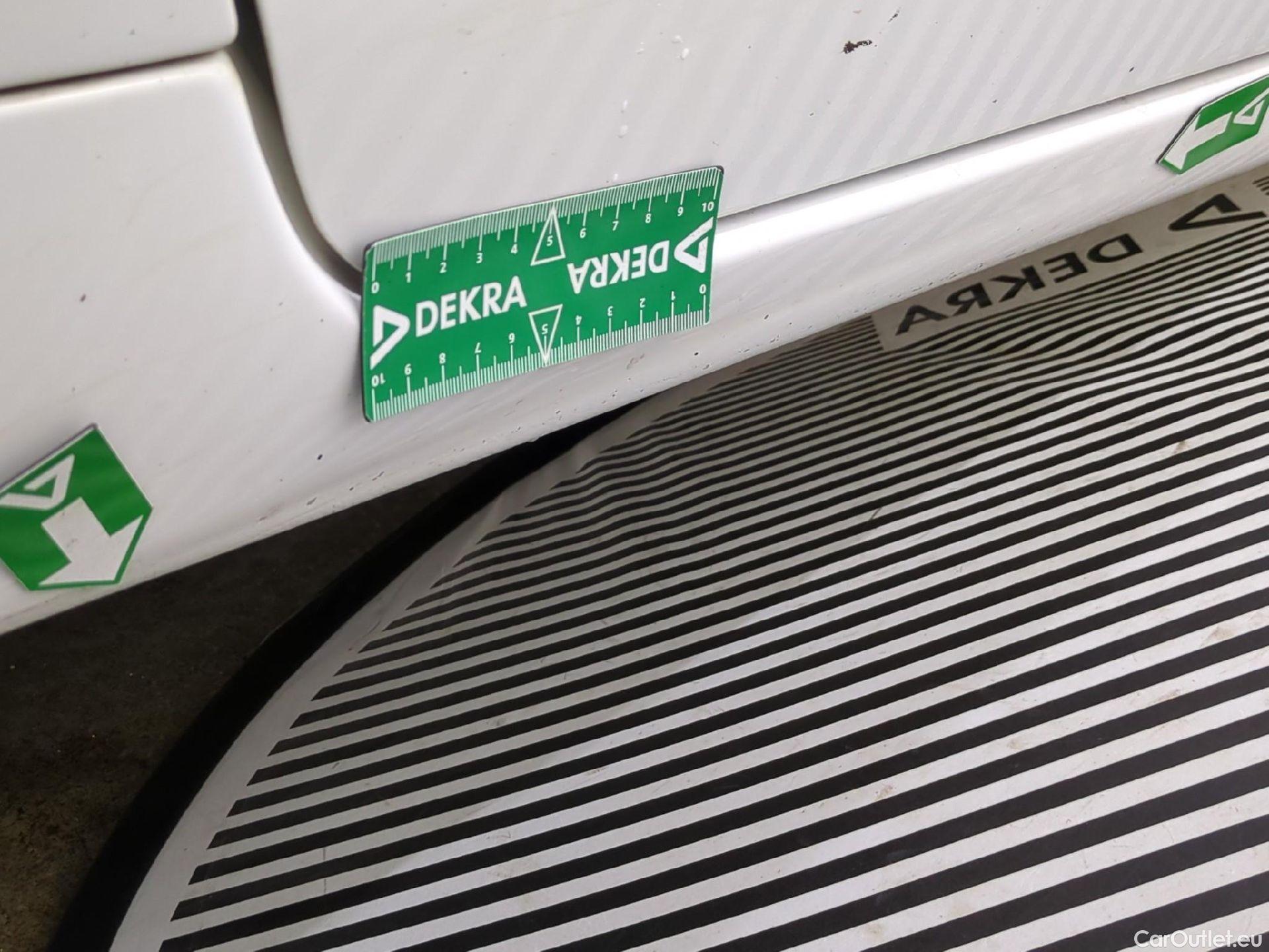  Citroen  Berlingo  Fourgon Club L1 (Court) 1.6 BlueHDi 100CV BVM5 E6 #53