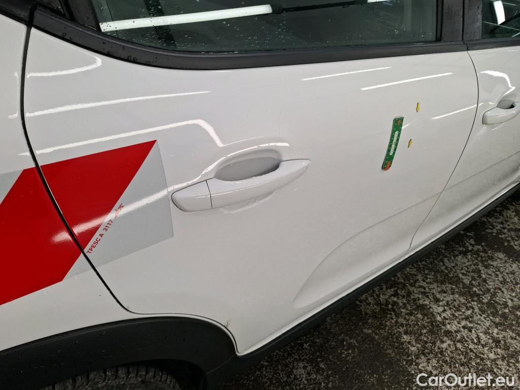  Citroen  C3  Société Feel 1.5 BlueHDI 100CV BVM5 E6dT #1