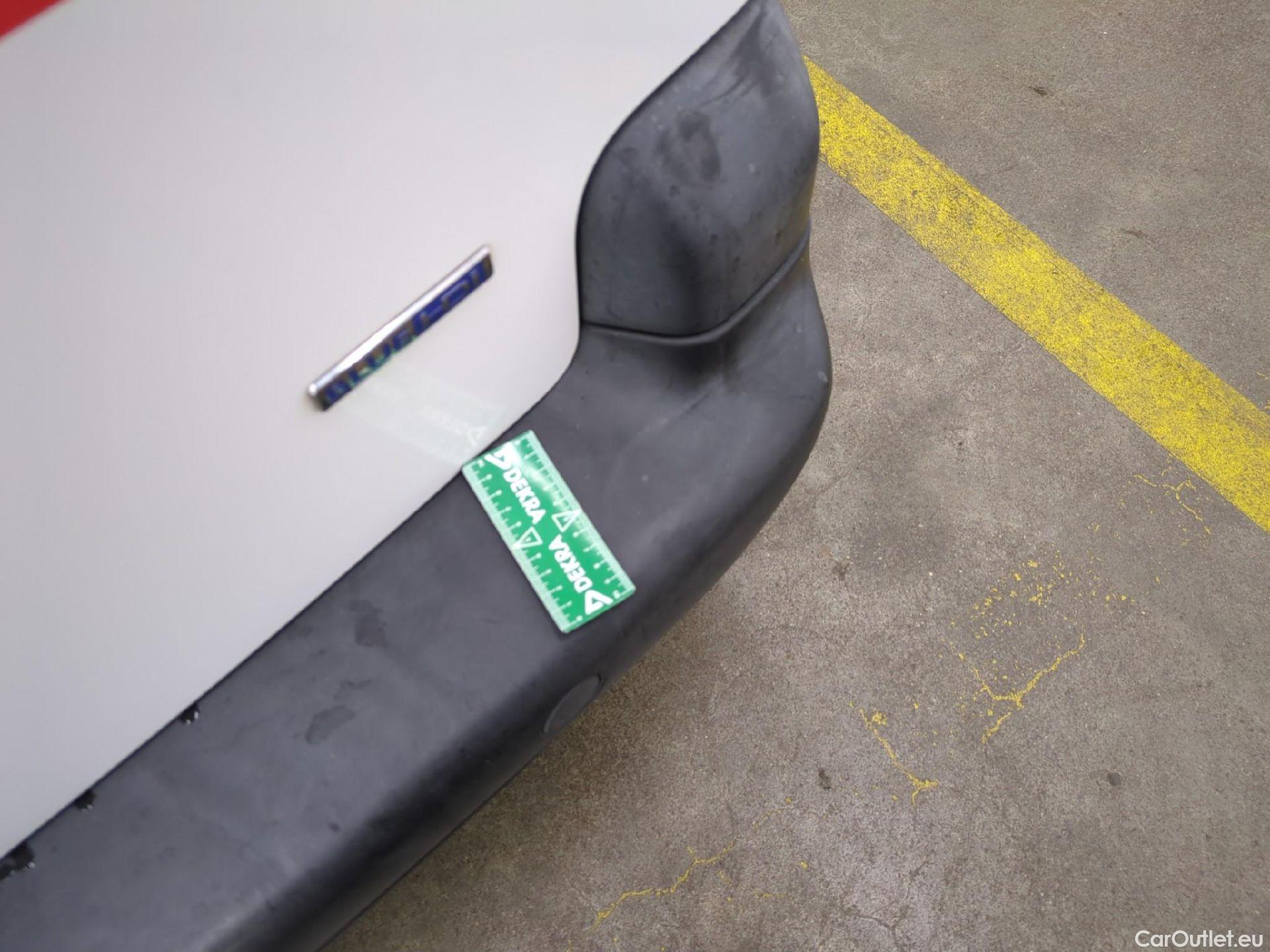  Citroen  Berlingo  Fourgon Club L1 (Court) 1.6 BlueHDi 100CV BVM5 E6 #63