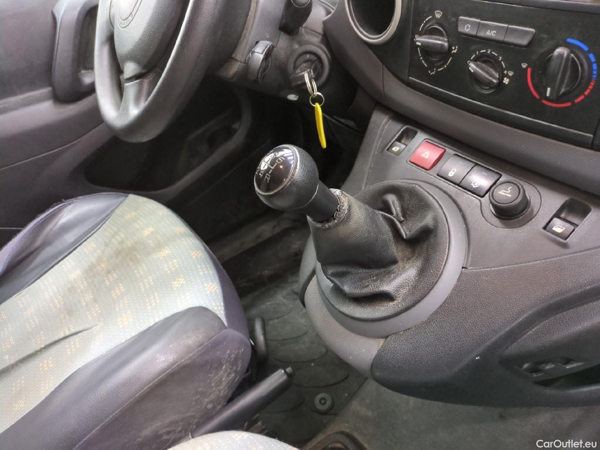  Citroen  Berlingo  Fourgon Club L1 (Court) 1.6 BlueHDi 100CV BVM5 E6 #1