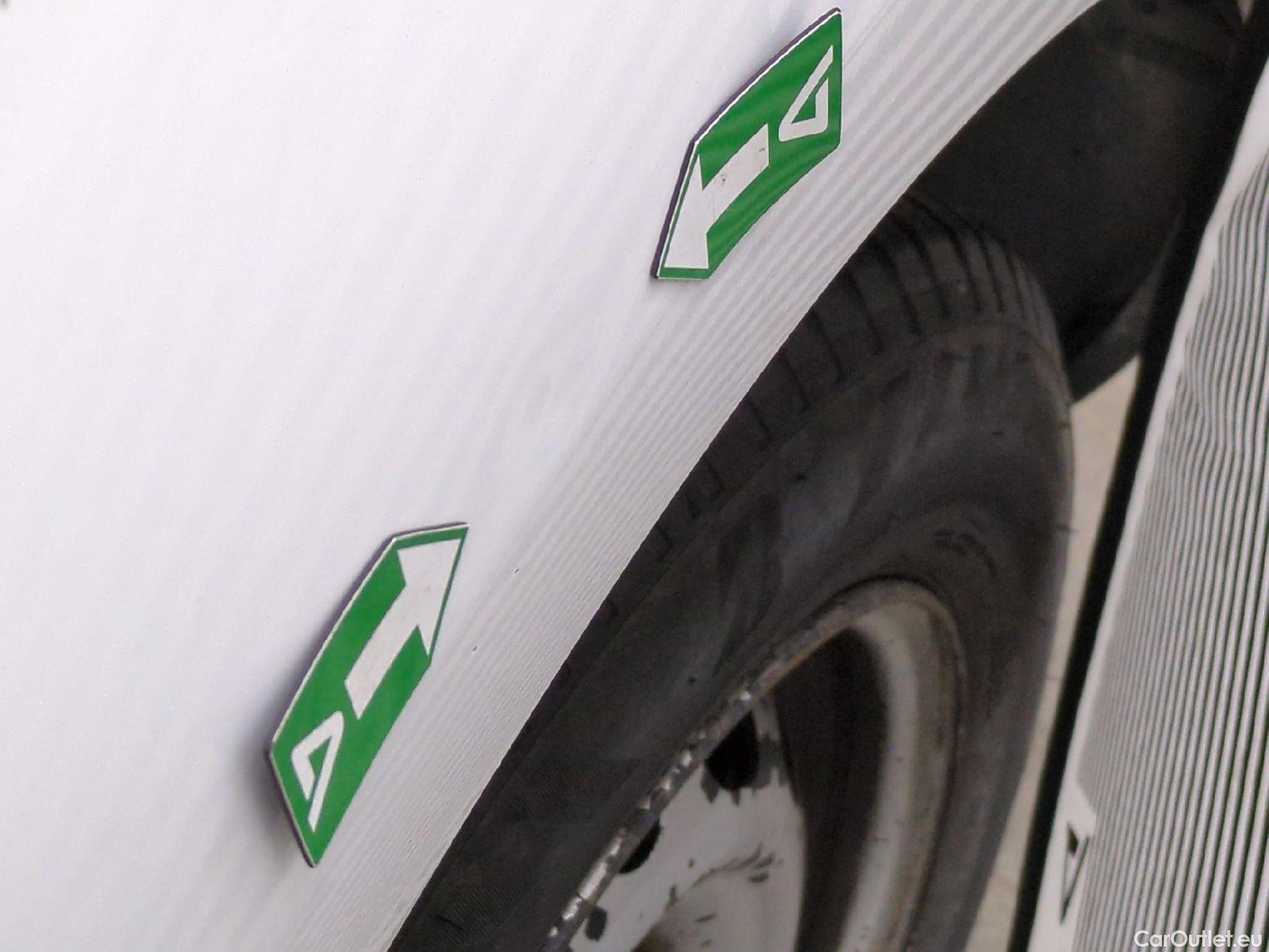  Citroen  Berlingo  Fourgon Club L1 (Court) 1.6 BlueHDi 100CV BVM5 E6 #48