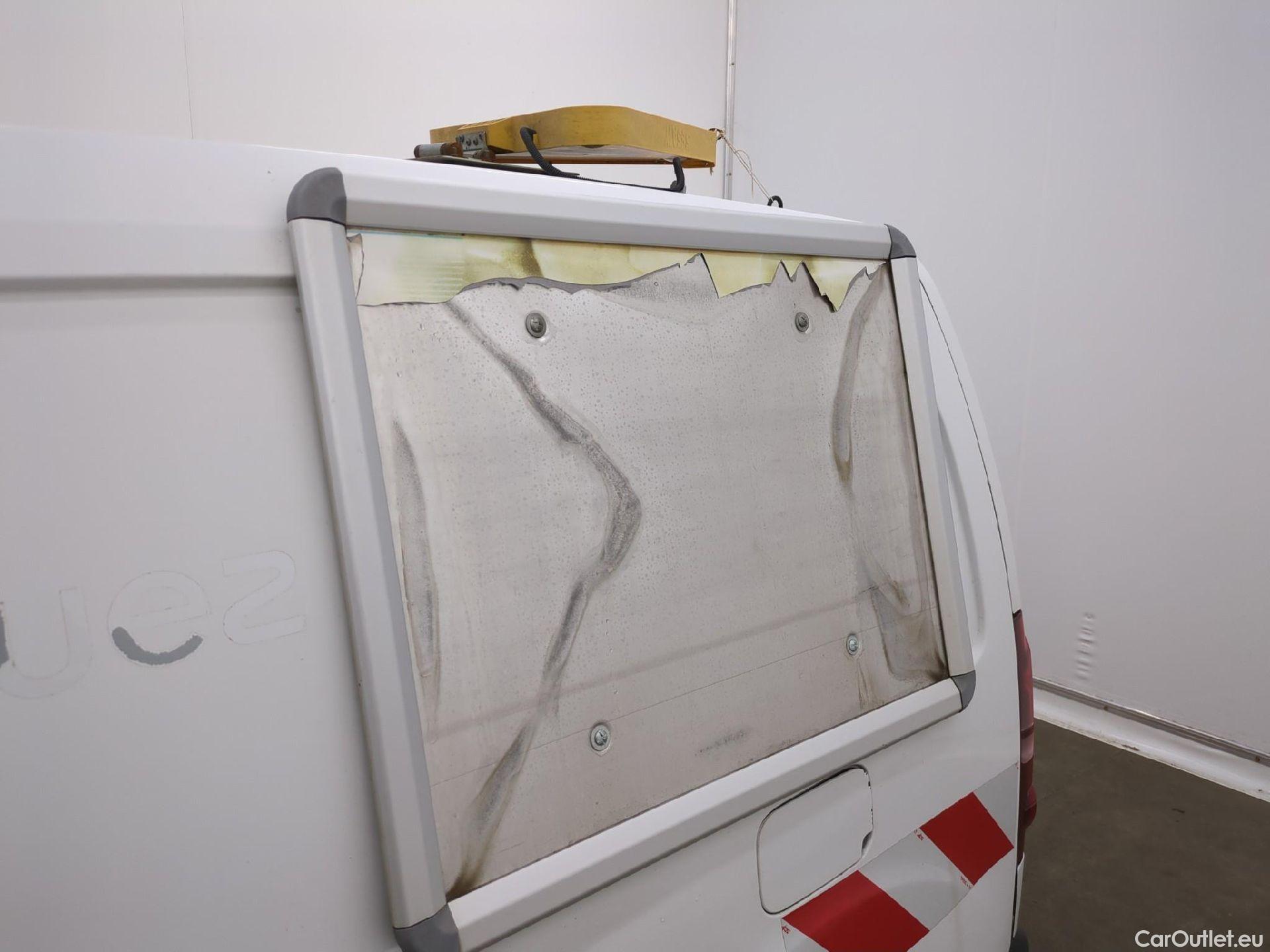  Citroen  Berlingo  Fourgon Club L1 (Court) 1.6 BlueHDi 100CV BVM5 E6 #40