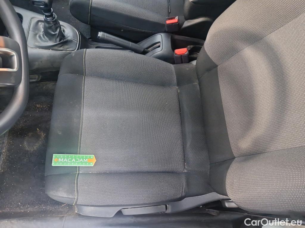  Citroen  C3 CITROEN  Société / 2020 / 5P / Berline BlueHDi 100 S&S BVM6 Feel Nav #38