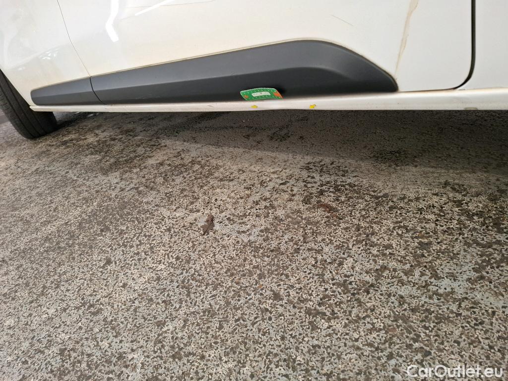  Toyota  Proace TOYOTA  / 2016 / 4P / Fourgon tôlé 2.0 D LONG 120 D-4D BUSINESS #15