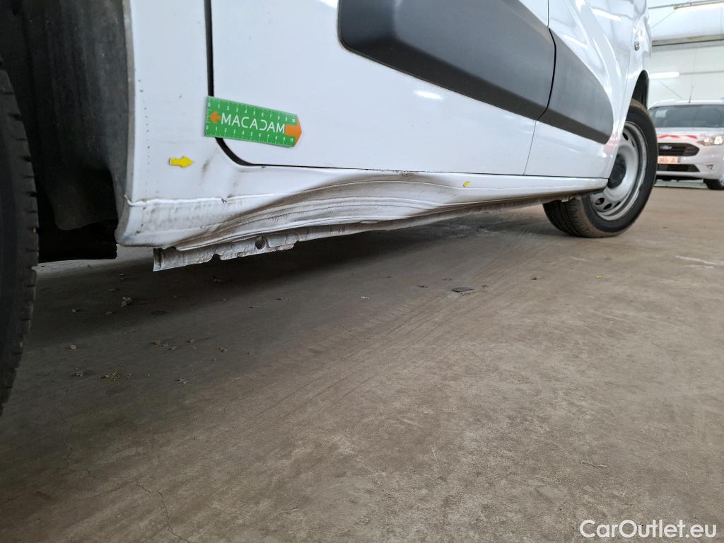  Citroen  Berlingo CITROEN  / 2018 / 4P / Fourgonnette M 1000kg BlueHDi 130 S&S EAT8 Club #1