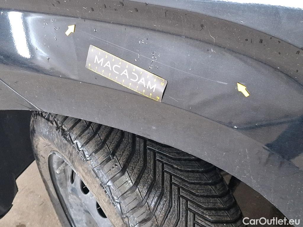  Citroen  Berlingo  Fourgon Club M 1000 1.5 BlueHDi 130CV BVA8 E6dT #40