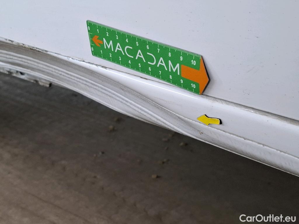  Citroen  Berlingo CITROEN  / 2018 / 4P / Fourgonnette M 1000kg BlueHDi 130 S&S EAT8 Club #5