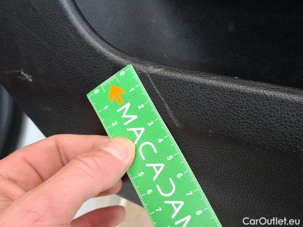  Citroen  Berlingo CITROEN  / 2018 / 4P / Fourgonnette M 1000kg BlueHDi 130 S&S EAT8 Club #8